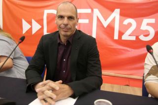 Κόντρα Ν.Δ. με Γ. Βαρουφάκη