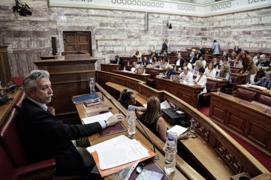 Κρίση ταυτότητας στην… αντιπολίτευση