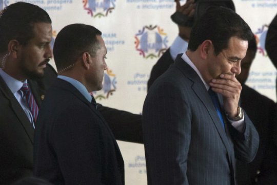 Θέατρο η πάταξη της διαφθοράς