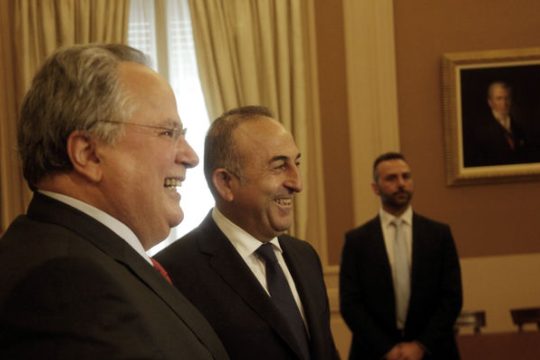 Πάει Αγκυρα λοξοκοιτάει τα Σκόπια