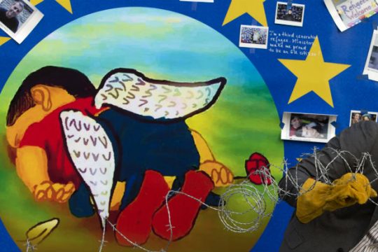 Μία «θάλασσα προσευχής» για τον Αϊλάν
