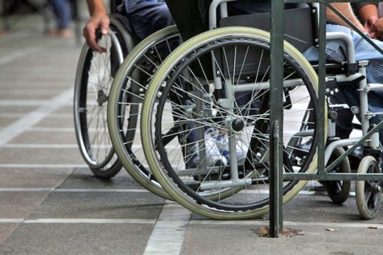 «Πράσινο φως» για τη μετακίνηση των ΑμεΑ με λεωφορεία