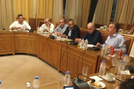 Ουσιαστική αποκέντρωση ζήτησαν οι Κρητικοί από τον Σκουρλέτη