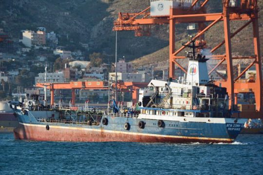 Νέα ρύπανση στον Σαρωνικό