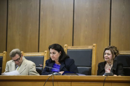 Ναζιστικά σύμβολα πρόδωσαν τους βανδάλους
