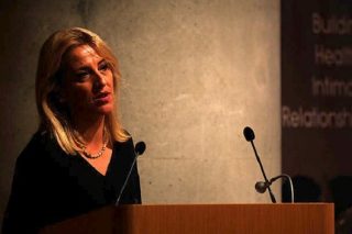 Στο πλευρό των κακοποιημένων παιδιών