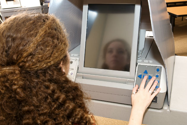 Ούτε και σήμερα απόφαση για την e-ψηφοφορία στην Κεντροαριστερά