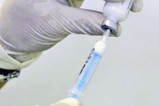 Ποιοι πρέπει να τρέξουν για εμβόλιο