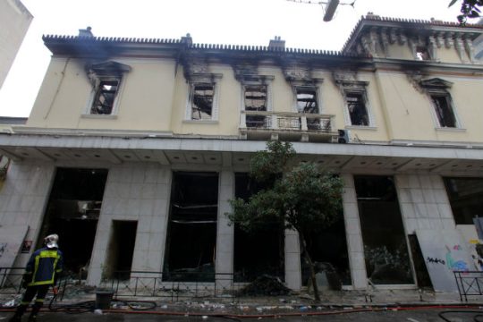 Το «Νιάρχος» ακύρωσε τη χορηγία για «Αττικόν» και «Απόλλων»