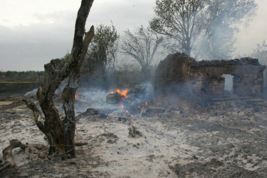 Σε έκτακτη ανάγκη κοινότητες της Αχαΐας λόγω φωτιάς