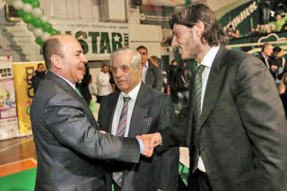 Απόψε κλειδώνει το «deal»