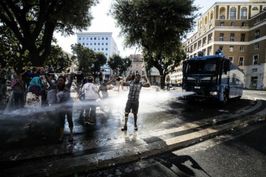 Ιταλία: χώρα ρατσιστών ή ανεύθυνων πολιτικών;