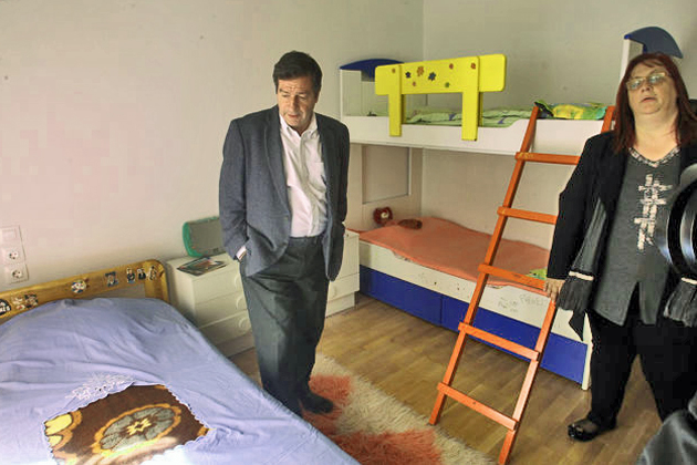 Η κοινωνική πολυκατοικία κλείνει… με ρεύμα και νερό