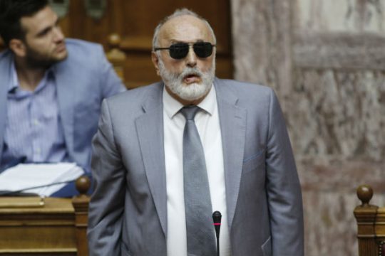 Νέα κόντρα στη Βουλή για την πετρελαιοκηλίδα