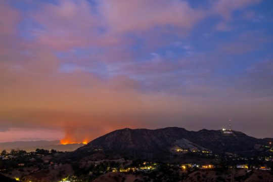Πυρκαγιά χωρίς προηγούμενο στο Λος Άντζελες