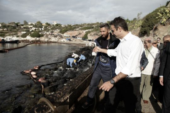 Αναγνώρισε το έργο απορρύπανσης στη Σαλαμίνα