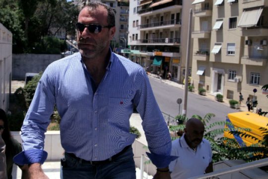 Κατήγγειλε τον Μιχαλολιάκο, εγκατέλειψε τη Χρυσή Αυγή
