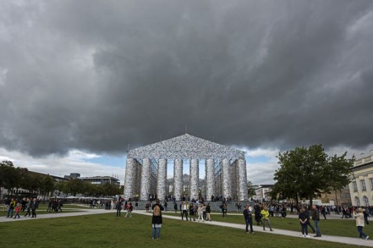 Ο Σίμτσικ «πληρώνει» την Αθήνα