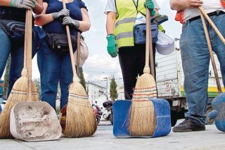 Μισθοδοσία υπό… επιτροπεία