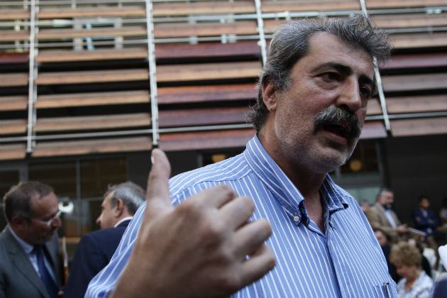 Μαντινάδα-σχόλιο Πολάκη για την υποψηφιότητα Θεοδωράκη