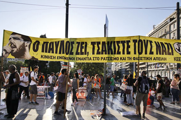 Μαραθώνια αντιφασιστική πορεία από το Σύνταγμα ώς τη Μεσογείων και κατάληξη σήμερα στο Κερατσίνι…
