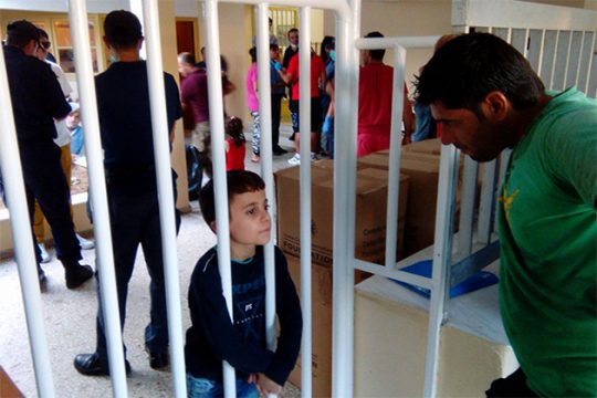 Δικηγόροι καταγγέλλουν μεθοδεύσεις με τους πρόσφυγες στο Ηράκλειο