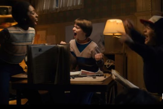 Οι μουσικοί του Stranger Things: Synthwave χωρίς τη ρετρολαγνεία