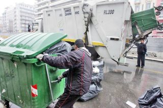 Οπου συμβασιούχος και η μοίρα του