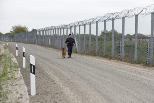 «Η αλληλεγγύη δεν είναι α λα καρτ»