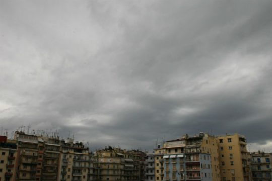 Πλημμύρισαν η δυτική Θεσσαλονίκη και ο σταθμός ΚΤΕΛ