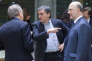 Επιτάχυνση των αξιολογήσεων για να βγούμε στις αγορές