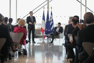 Τι είπαν οι επενδυτές με… κλειστές πόρτες
