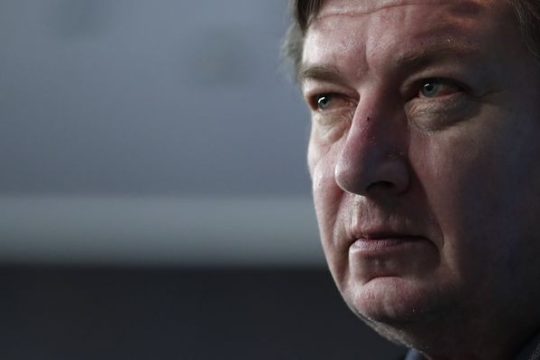 «Γιατί είμαστε τόσο διαβολεμένα σκληροί με τους πρόσφυγες;»