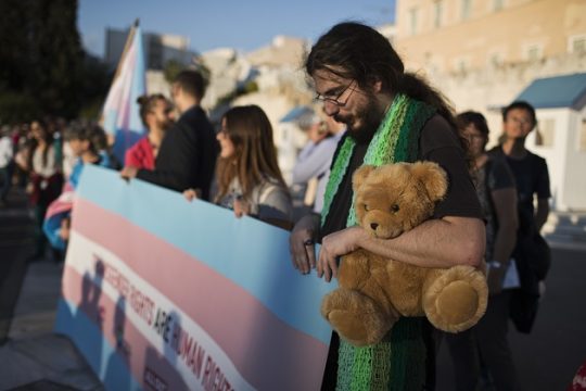 Μικροί άνθρωποι και μικροί πολιτικοί