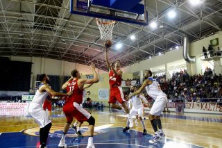 Κι ο Μάντζαρης για εξετάσεις