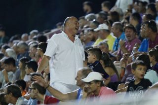 Τα μικροπολιτικά παιχνίδια του Αχιλλέα Μπέου με την μπάλα