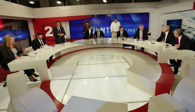 Εννέα στις 9!
