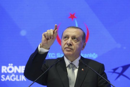 Επιχειρήσεις στη Συρία, απειλές προς το Ιράκ