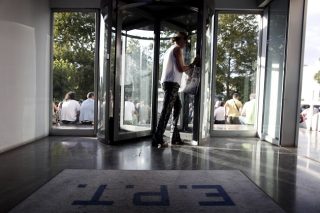 Η χαμένη άνοιξη της κρατικής τηλεόρασης