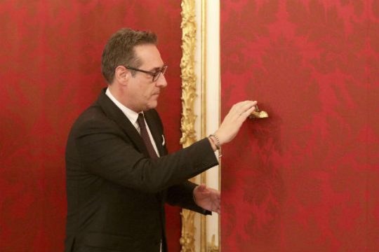 Οι ακροδεξιοί θέτουν τους όρους τους για να συγκυβερνήσουν
