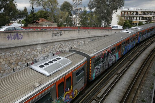 Τελεσίγραφο Σπίρτζη στη ΣΤΑΣΥ για τις ηλεκτρονικές κάρτες