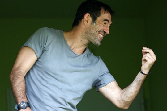 «Πόρτα» από τον Καραγκούνη