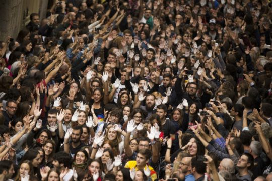 Βαθύ το ρήγμα και στο βάθος… διαζύγιο