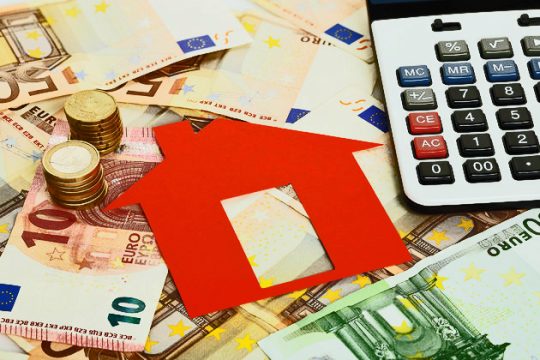 Ζωτικής σημασίας η μείωση των «κόκκινων» δανείων