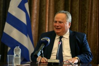 Η ανθρωπιστική κρίση τίθεται στο επίκεντρο