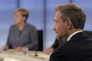 Παζάρια με τους σκληρούς Φιλελεύθερους