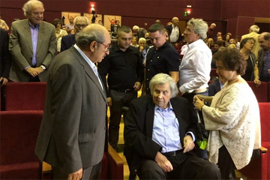 Συγκίνηση στα Χανιά για τον Μίκη Θεοδωράκη (βίντεο)