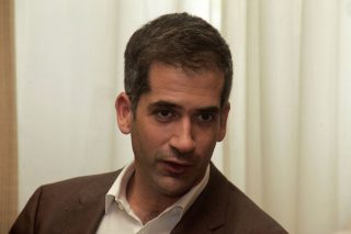 «Και 50% να πάρει η Ν.Δ. δεν φτάνει· χρειάζεται συναίνεση»