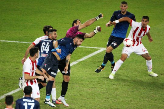 Ολα τριγύρω αλλάζουνε κι όλα τα ίδια μένουν
