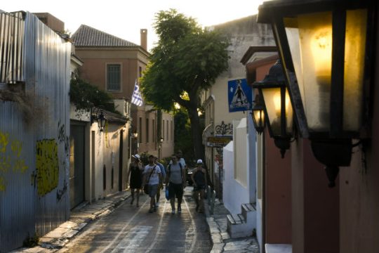 Συνεχίζεται η καλοκαιρία